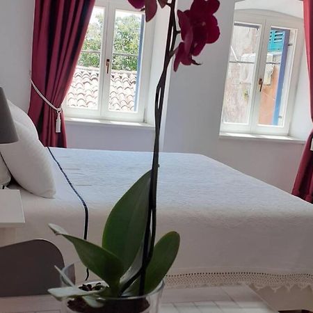 Comfortable Studio In Old Town Labin  Exteriör bild